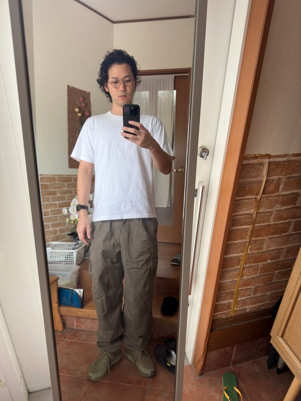 「HANESの【HANES】BEEFY T-SHIRT 2P H5180-2/ヘインズ/ビーフィー/Tシャツ/無地（Tシャツ/カットソー、ホワイト系）」を使った、ryuさん（メンズ・181cm）の秋コーディネートの1枚目の写真