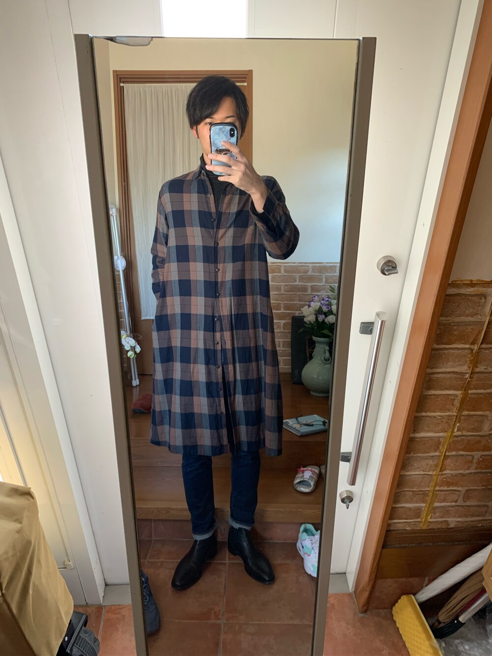 「JAPAN BLUE JEANSのJB6105-J プレップ（デニムパンツ、ブルー系）」を使った、ryuさん（メンズ・181cm）の秋コーディネートの1枚目の写真