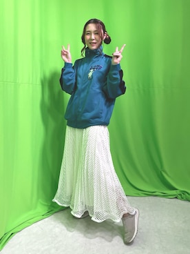 「アイテム（スリッポン）」を使った、園崎未恵 Sonozaki Mieさん（レディース・155cm）の秋コーディネート