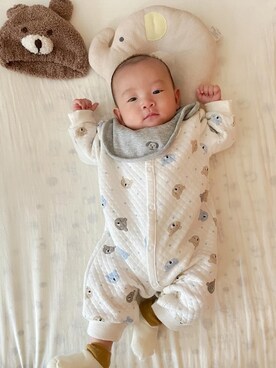「アイテム（スタイ/よだれかけ、グレー系）」を使った、ぽんきちさん☆さん（キッズ・60cm）の冬コーディネート