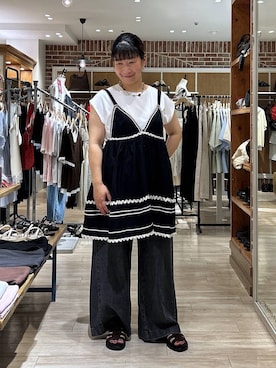 「LOWRYS FARM（ローリーズファーム）の【接触冷感】ベーシックノースリーブ　1043004（Tシャツ/カットソー、ホワイト系）」を使った、meme さん（レディース・157cm）の夏コーディネート
