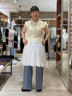 「LOWRYS FARM（ローリーズファーム）のメランジポロフレンチスリーブ　1045953（ベスト、ホワイト系）」を使った、meme さん（レディース・157cm）の夏コーディネート