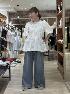 「LOWRYS FARM（ローリーズファーム）のアシメティアードチュニックＳＳ　1049042（シャツ/ブラウス、ホワイト系）」を使った、meme さん（レディース・157cm）の夏コーディネート