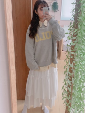 「ティアードスカート」｜「アイテム（アナログ腕時計）」を使った、umi**さん（レディース・155cm）の春コーディネート