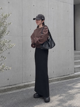 「アイテム（スカート）」を使った、MISATO さん（レディース・161cm）の秋コーディネート