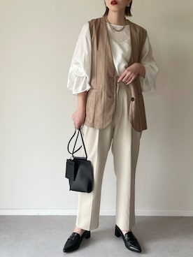 「袖フリル」｜「アイテム（アクセサリー）」を使った、MISATO さん（レディース・161cm）の春コーディネート