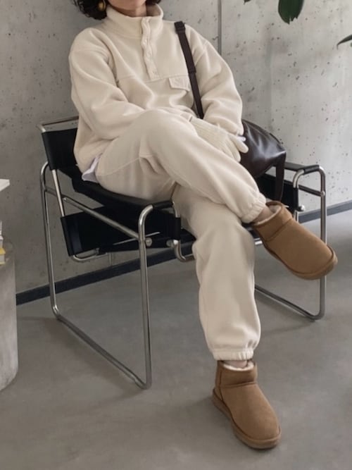 UGG アグ W CLASSIC MINI II（ブーツ）｜UGG（アグ）のファッション