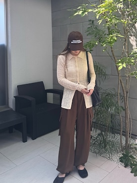 「アイテム（サンダル）」を使った、MISATO さん（レディース・161cm）の秋コーディネート