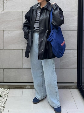 「アイテム（スニーカー）」を使った、MISATO さん（レディース・161cm）の冬コーディネート