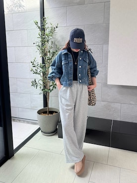 「アイテム（デニムジャケット）」を使った、MISATO さん（レディース・161cm）の秋コーディネート