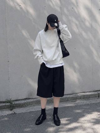 「 hellam(へラム)のTRツイルタックハーフパンツ(スラックス)」を使った、MISATO さん(レディース・161cm)の秋コーディネート