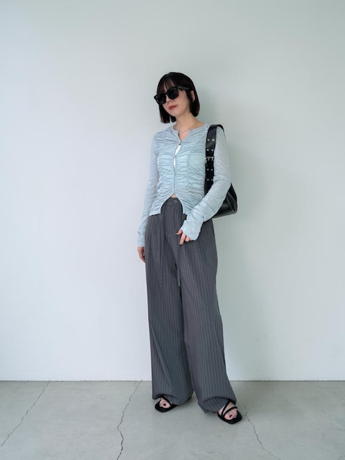 「hellam（へラム）のフロントギャザートップス（Tシャツ/カットソー）」を使った、MISATO さん（レディース・161cm）の春コーディネート