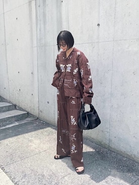 「TODAYFUL（トゥデイフル）のアイテム（パンツ）」を使った、MISATO さん（レディース・161cm）の春コーディネート