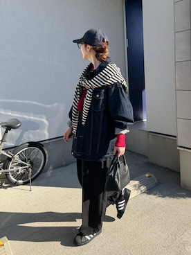 「アイテム（ストール/ショール）」を使った、MISATO さん（レディース・161cm）の秋コーディネート