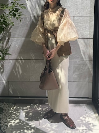 「SMILE ORCHID（スマイルオーキッド）のエコレザー編み込みグルカサンダル（サンダル）」を使った、MISATO さん（レディース・161cm）の夏コーディネート