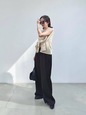 「Aunt Marie's（アントマリーズ）のカットアウトポロトップス/ニット（ニット/セーター、ベージュ系）」を使った、MISATO さん（レディース・161cm）の春コーディネート