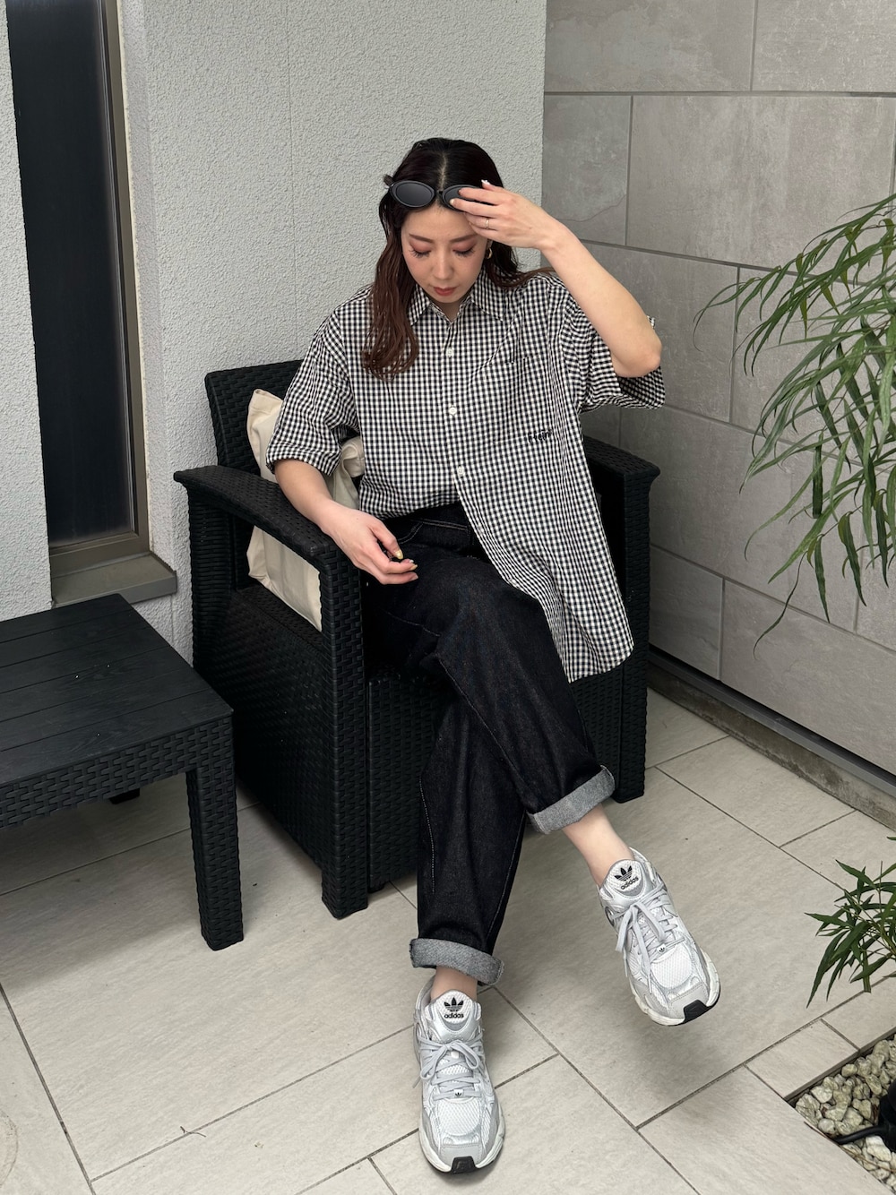MISATO さんの「【FFEIN（フェイン）】ワンポイント刺繍オーバーサイズ半袖シャツ / 半袖 シャツ レギュラー 刺繍 ワンポイント シンプル（FFEIN）」を使ったコーディネートの1枚目の写真