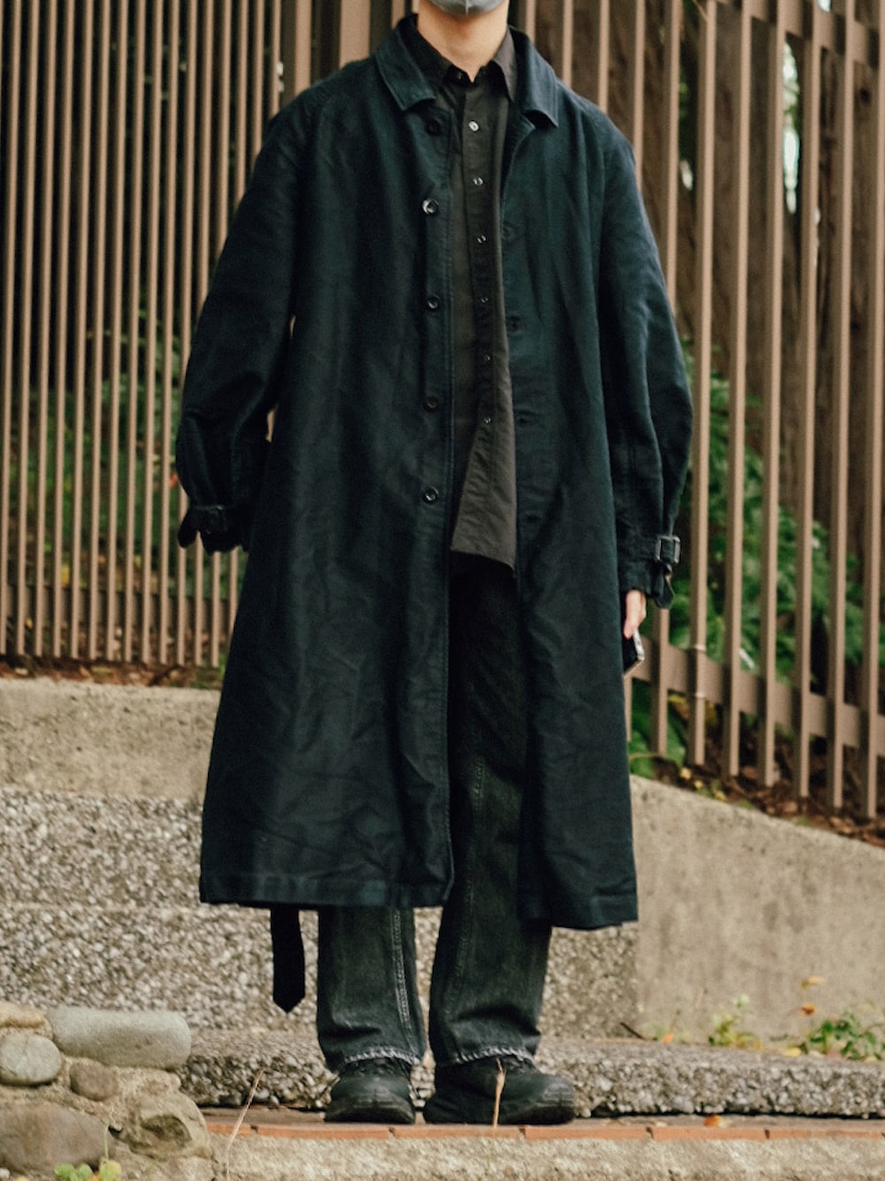 OUTILのステンカラーコートを使った人気ファッションコーディネート - WEAR