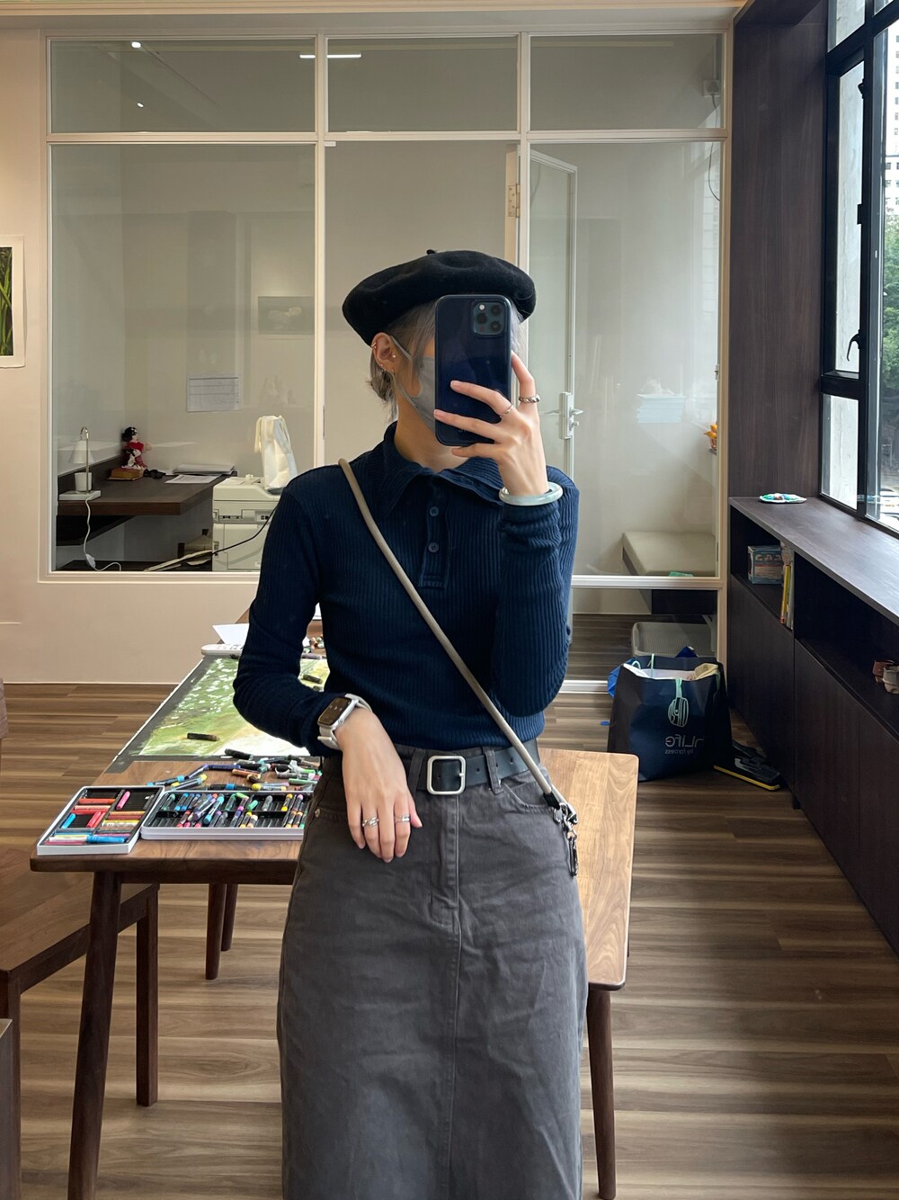 「休日スタイル、カジュアルコーデ、シンプル」｜「tingselectのアイテム（トップス、ブルー系）」を使った、c_.htさん（レディース・165cm）の冬コーディネートの1枚目の写真