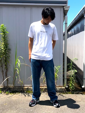 「Levi's RED（リーバイスレッド）のアイテム」を使った、ツネマツさん（メンズ・187cm）の夏コーディネート