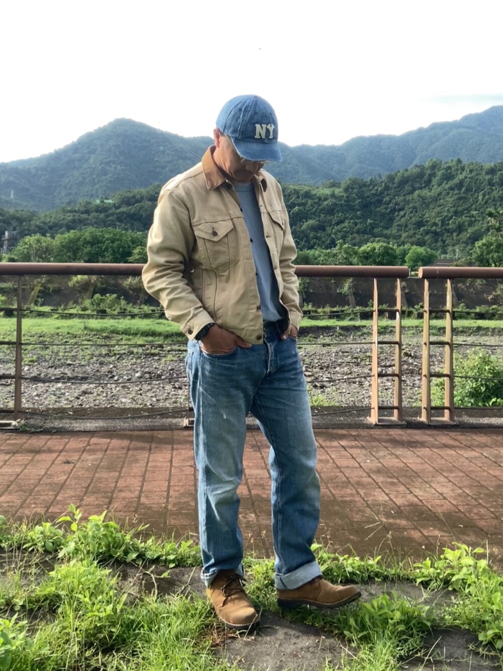 Carhartt ベージュ デニムジャケット Carhartt ベージュ デニムジャケット トラッカージャケット