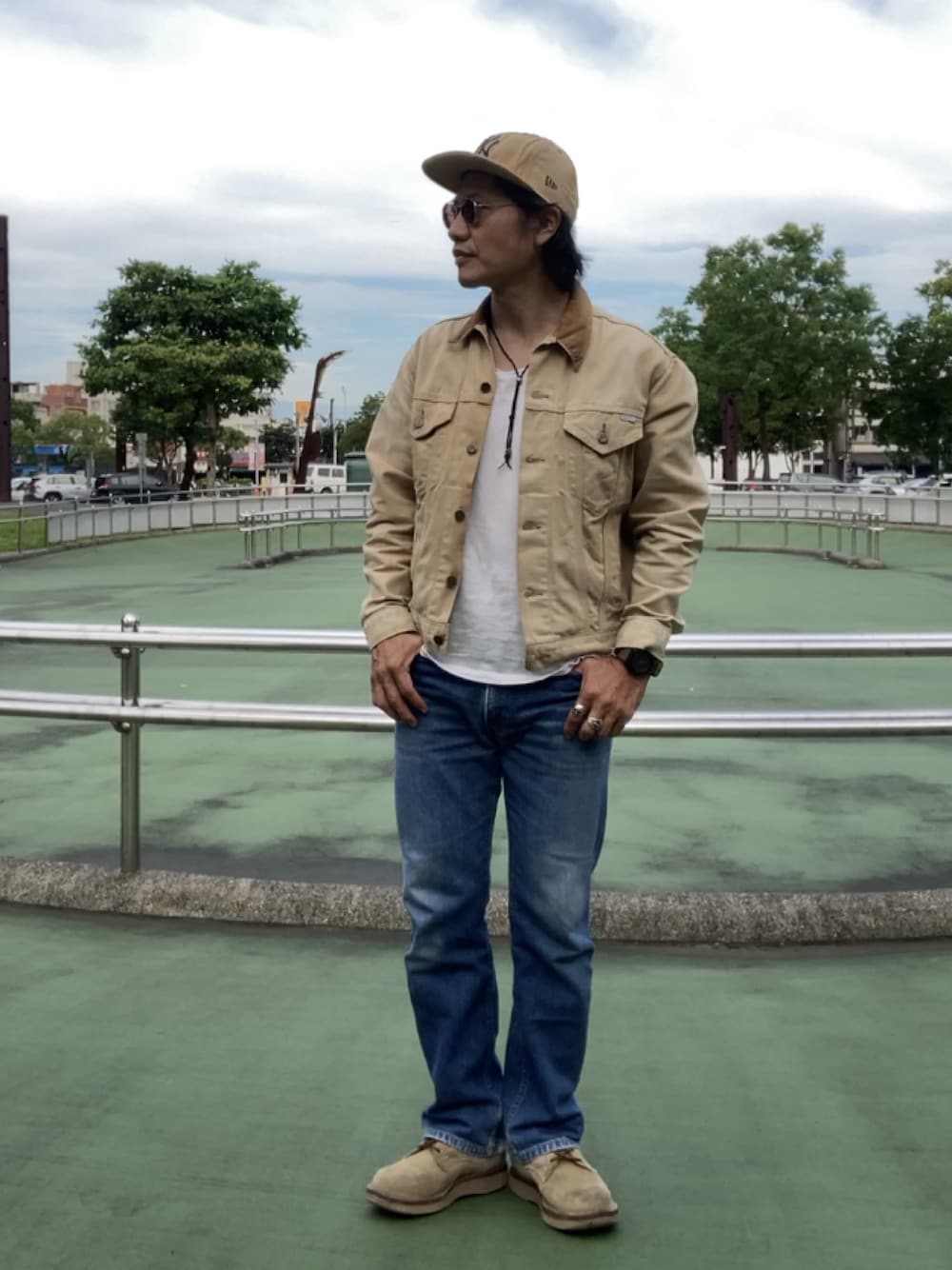 Carhartt ベージュ デニムジャケット ORTH｜Carharttのデニムジャケットを使ったコーディネート - WEAR