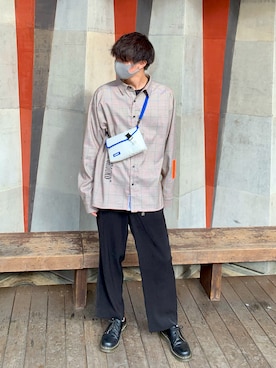 「ADER error（アーダーエラー）のアイテム（バッグ）」を使った、TAKUさん（メンズ・177cm）の秋コーディネート