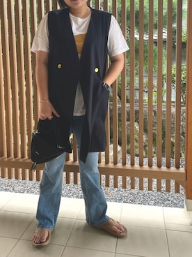 「ベスト×Tシャツ」｜「アイテム（その他アウター）」を使った、NNさん（レディース・165cm）の夏コーディネート