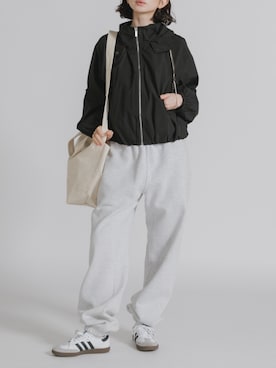 「アイテム（マウンテンパーカー）」を使った、kanon_roopさん（レディース・165cm）の秋コーディネート