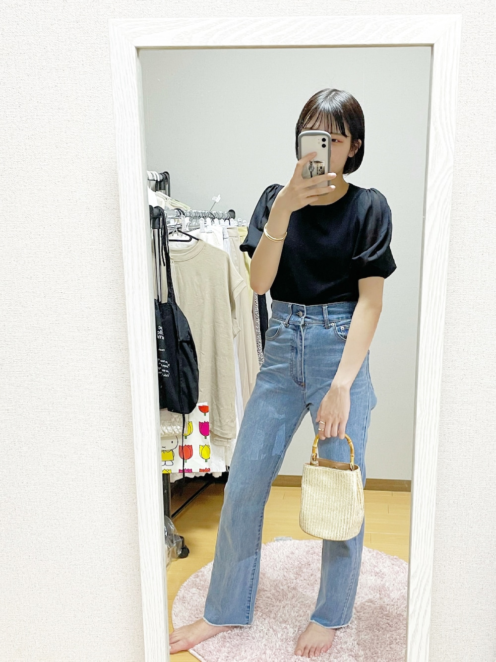 「シンプル、夏、カジュアル、今日のコーデ、ootd、サマーニット、デニム、ブラック、シアー、デート」｜「Chicoのバックレースアップストレートデニム（デニムパンツ、ブルー系）」を使った、ayu  さん（レディース・162cm）の夏コーディネートの1枚目の写真