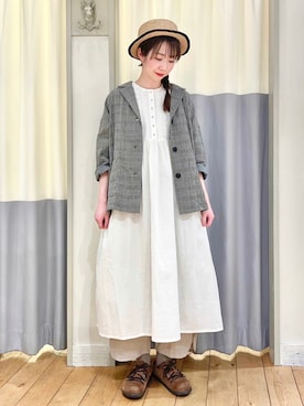 「アイテム（その他アウター）」を使った、つぼもとまいさん（レディース・160cm）の春コーディネート