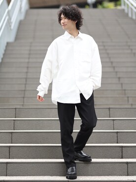 「JUNRED（ジュンレッド）のアイテム（スラックス）」を使った、TOBIさん（メンズ・168cm）の秋コーディネート