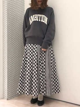 「アパレルスタッフ」｜「アイテム（スウェット）」を使った、𝕒𝕪𝕒𝕘𝕠𝕟 *さん（レディース・164cm）の冬コーディネート