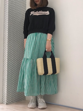 「ティアードスカート」｜「アイテム（財布/小物）」を使った、𝕒𝕪𝕒𝕘𝕠𝕟 *さん（レディース・164cm）の春コーディネート