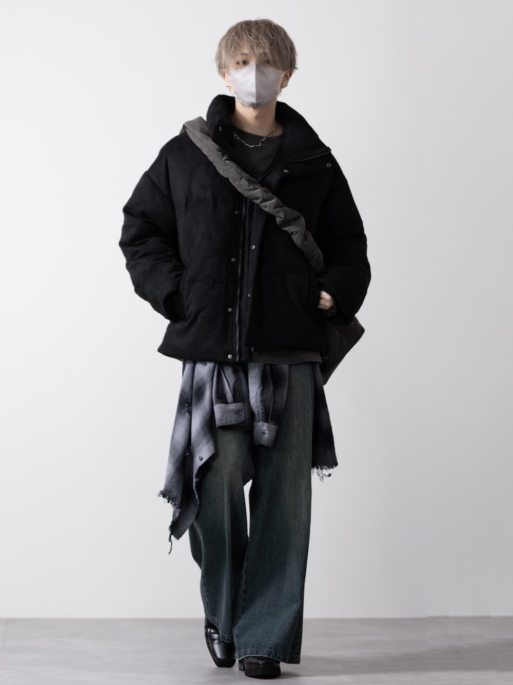 【CLEL】ボリュームハイネックショート中綿ジャケット　チャコールグレー　M CLEL】Volume Highneck Short Padded Jacket/ボリューム