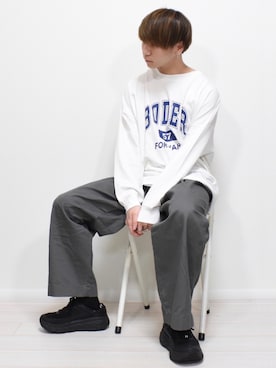 「MONO-MART（モノマート）のシルケットライク天竺 オーバーサイズイラストプリントL/Sカットソー/バックプリント（Tシャツ/カットソー）」を使った、MASAKIさん（メンズ・168cm）の秋コーディネート