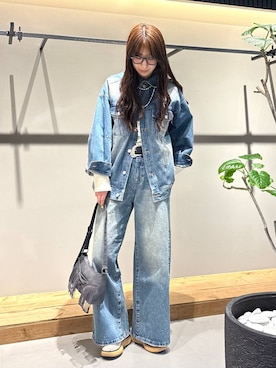 「PAGEBOY」｜「アイテム（デニムジャケット）」を使った、ロビンさん（レディース・169cm）の冬コーディネート