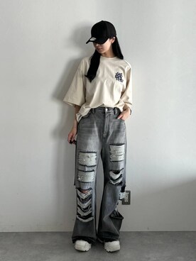 「Anui（アニュイ）のアイテム（パンツ）」を使った、ロビンさん（レディース・168cm）の春コーディネート