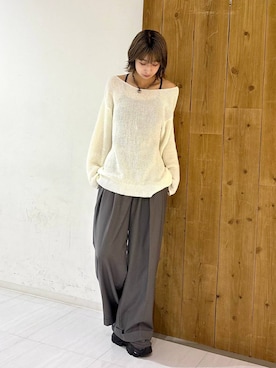 「PBLIM（ページボーイリム）のアイテム（スラックス）」を使った、ロビンさん（レディース・169cm）の夏コーディネート