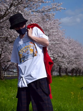 「doublet（ダブレット）のアイテム（Tシャツ/カットソー）」を使った、みずの。さん（メンズ・168cm）の夏コーディネート