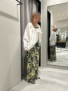 「URBAN RESEARCH（アーバンリサーチ）のHAKUJI　TWIST COTTON BRA AMESLE（キャミソール、ホワイト系）」を使った、calinさん（レディース・159cm）の春コーディネート