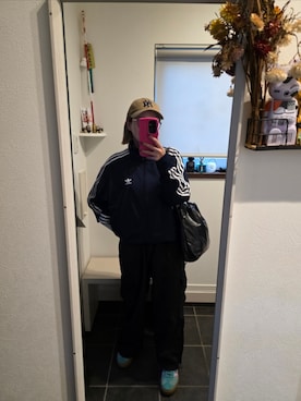 「アイテム（カーゴパンツ）」を使った、sykさん（レディース・156cm）の秋コーディネート