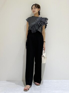 「VIS（ビス）の【洗える】アシンメトリーハイウエストツイルワイド/スラックスパンツ（スラックス）」を使った、makiさん（レディース・155cm）の夏コーディネート