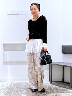 「アイテム（シュシュ）」を使った、まなみさん（レディース・165cm）の秋コーディネート