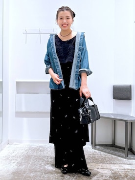 「アイテム（シュシュ）」を使った、まなみさん（レディース・165cm）の秋コーディネート