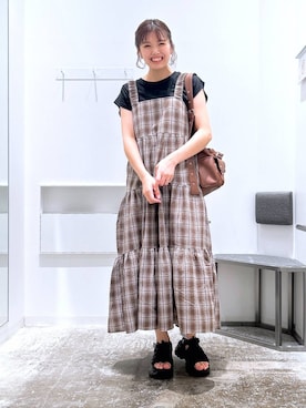 「LAKOLE（ラコレ）のアイテム（ワンピース）」を使った、まなみさん（レディース・165cm）の夏コーディネート