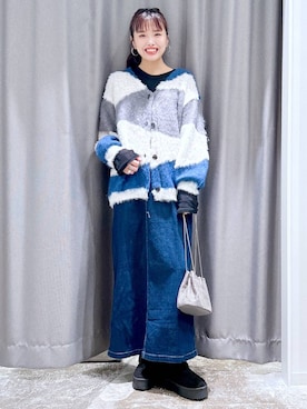 「若見え」｜「アイテム（ジャンパースカート）」を使った、まなみさん（レディース・165cm）の秋コーディネート