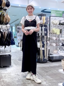 「JEANASIS（ジーナシス）のアイテム（その他トップス）」を使った、まなみさん（レディース・165cm）の春コーディネート