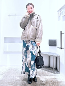 「アイテム（ムートンコート）」を使った、まなみさん（レディース・165cm）の秋コーディネート