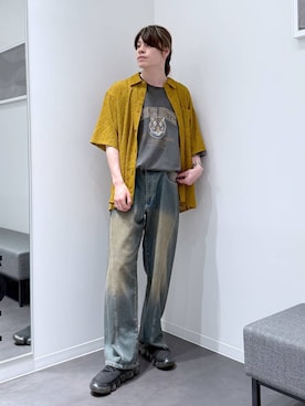 「LAKOLE（ラコレ）のアイテム（デニムパンツ）」を使った、まとまとさん（メンズ・175cm）の春コーディネート